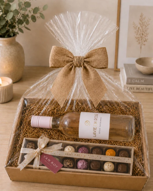 Rose Wine and Chocolate Hamper Rose Wine and Chocolate Hamper