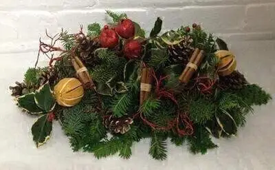 Christmas Table Centrepiece Reds - Small